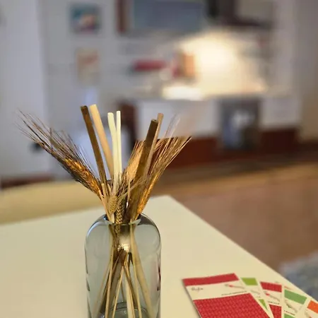 The Roomie, Cozy For Couples Or Friends Apartment