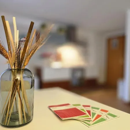 Apartment The Roomie, Cozy For Couples Or Friends *