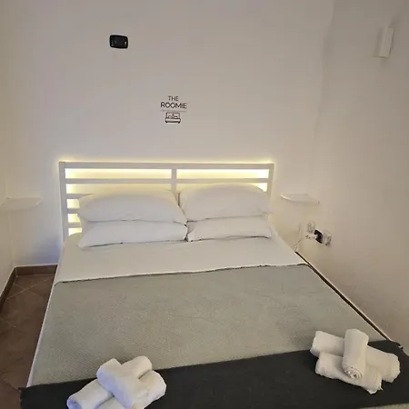 The Roomie, Cozy For Couples Or Friends Lägenhet