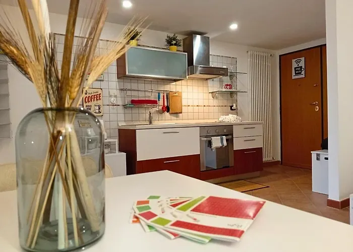 Apartment The Roomie, Cozy For Couples Or Friends *